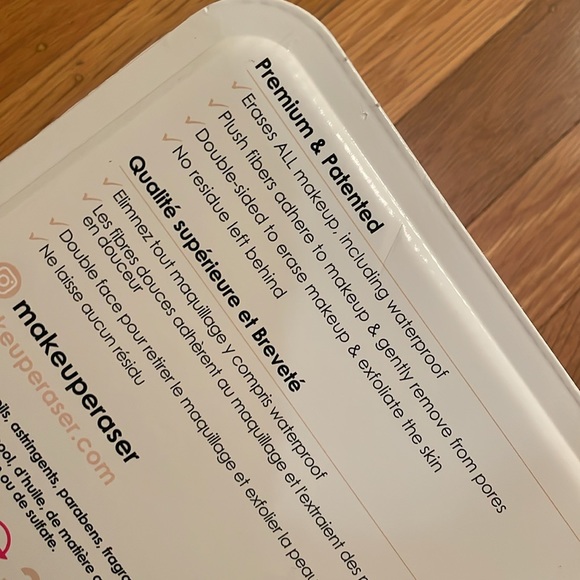 The Original Makeup Eraser Cloths & Laundry Bag - Picture 8 of 10